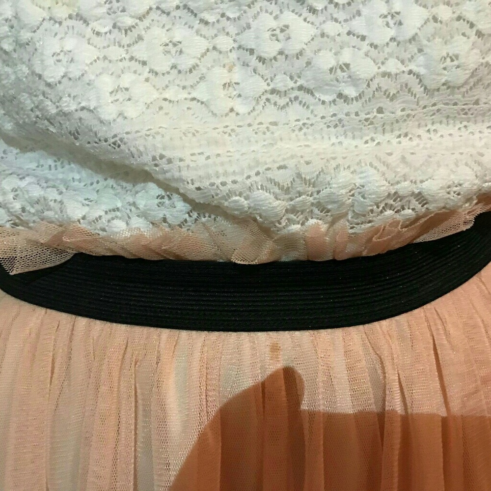 Dress - Picture 3 of 5